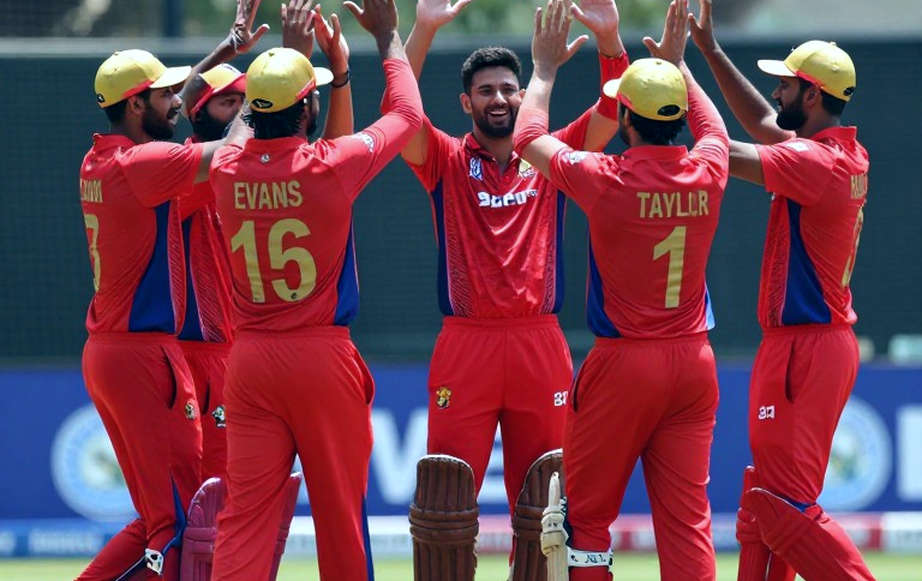 টাইমড আউট ও অদৃশ্য ঘড়ি: ২০২৩ বিশ্বকাপের একটি ফ্রেম-বাই-ফ্রেম পাঠ টাইমড আউট ও অদৃশ্য ঘড়ি: ২০২৩ বিশ্বকাপের একটি ফ্রেম-বাই-ফ্রেম পাঠ