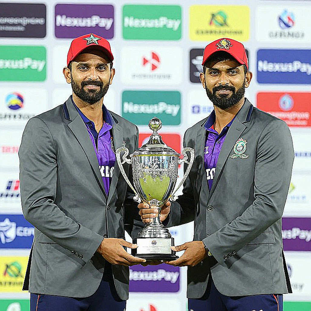 আমিরাত ট্রাই-সিরিজ: শিশির আর ডিএলএস যেভাবে বাংলাদেশের 'ফেভারিট' ট্যাগ প্রশ্নবিদ্ধ করে