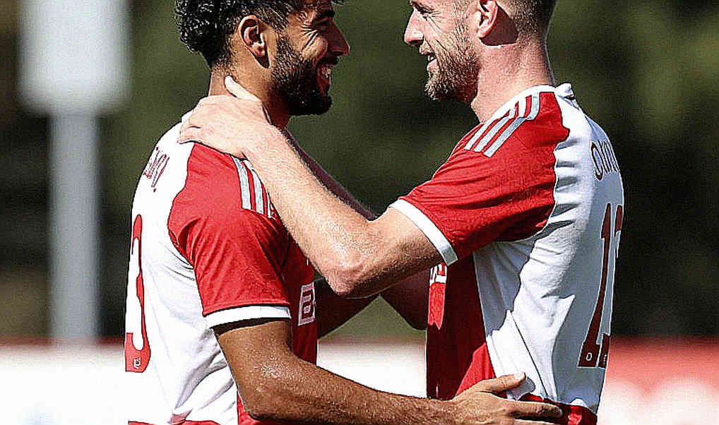 টয়োটা স্টেডিয়ামে ৩০,০৮৬: জাপান–দক্ষিণ কোরিয়া ফাইনালের সোল্ড-আউট সংখ্যাটি যেদিক থেকে পড়া উচিত, আর যেদিক থেকে নয় টয়োটা স্টেডিয়ামে ৩০,০৮৬: জাপান–দক্ষিণ কোরিয়া ফাইনালের সোল্ড-আউট সংখ্যাটি যেদিক থেকে পড়া উচিত, আর যেদিক থেকে নয়