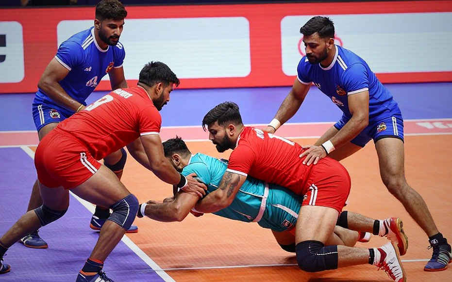 প্রথম দিনেই গড় ব্যবধান ২২.৪: আহমেদাবাদের স্কোরলাইন যেখানে 'রোমাঞ্চ' আর 'অসমতা' একই সংখ্যা